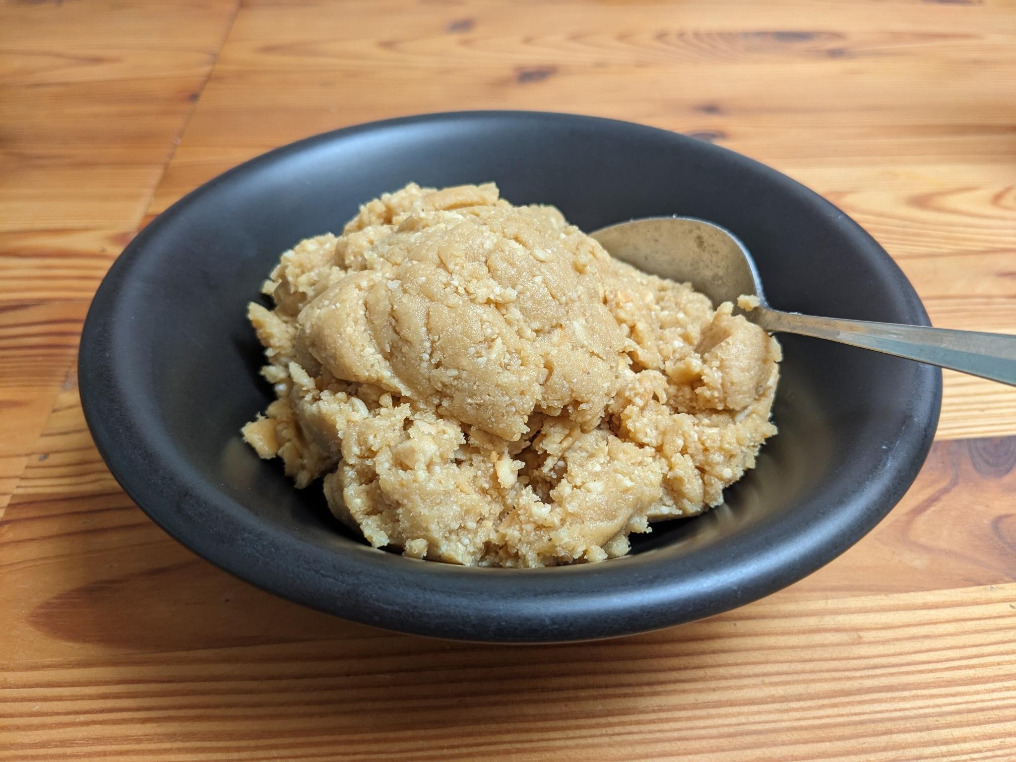 Blended cashew mixture in a bowl.