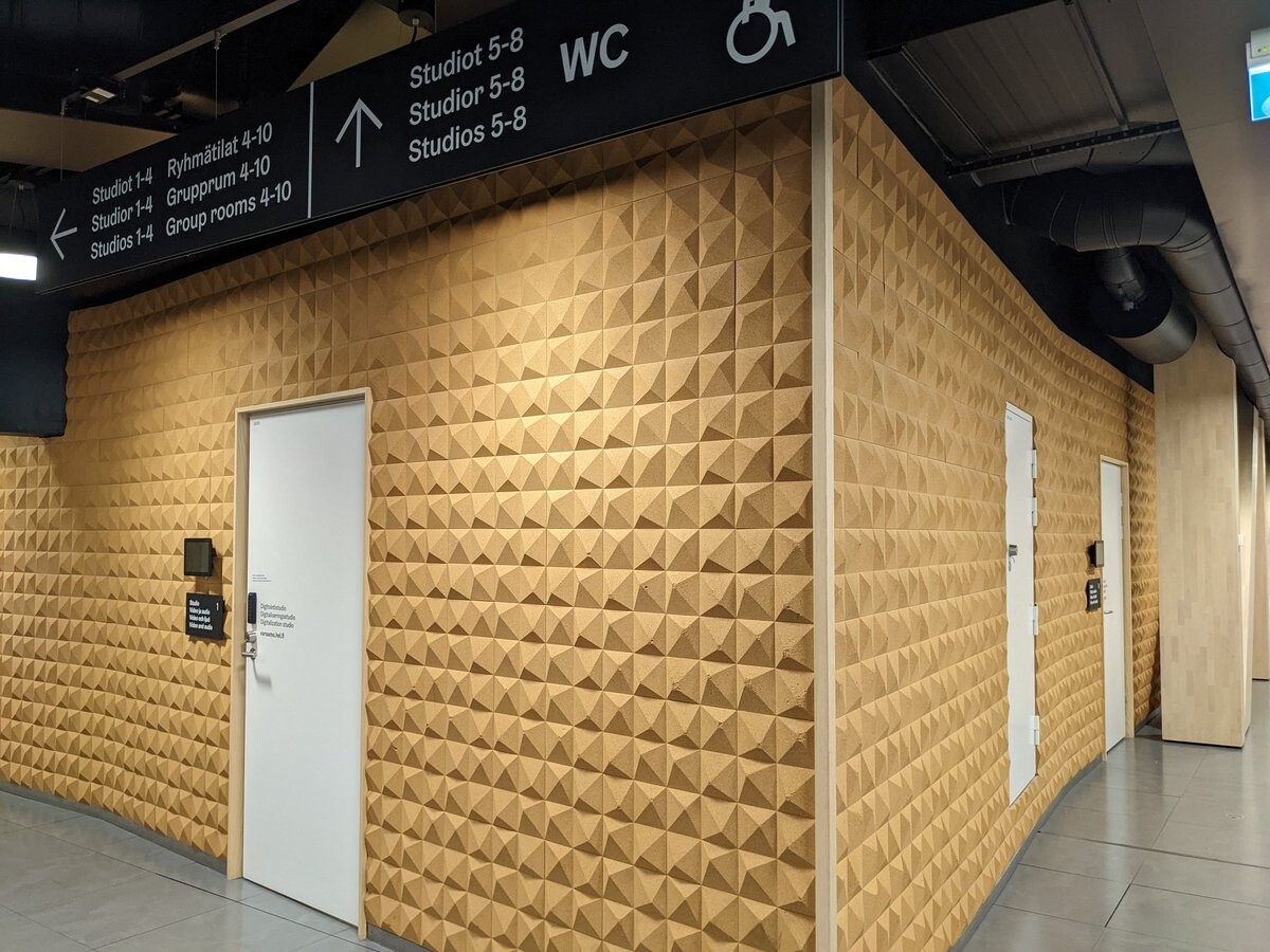 Signs lead to studios 5-8.